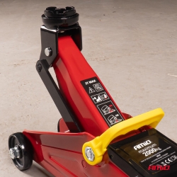 Hydraulický zvedák 2T