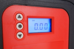 Digitální kompresor do auta s LED displejem 12V Acomp-10 AMiO-02380