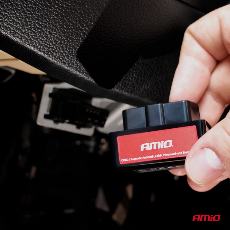 Diagnostický skener OBD2 AMiO-04732